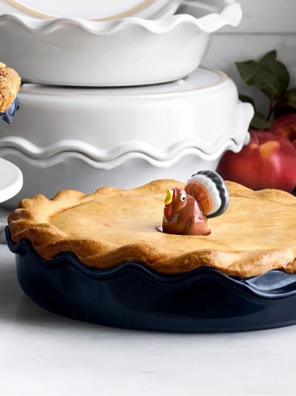 Williams Sonoma Emile Henry French Ceramic ruffled pie pan